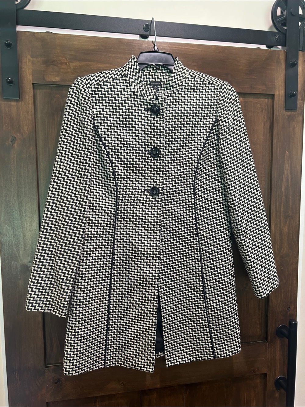 M129 EUC Madison Black & White Geometric-Print Stand-Collar Pea Coat Size 6
